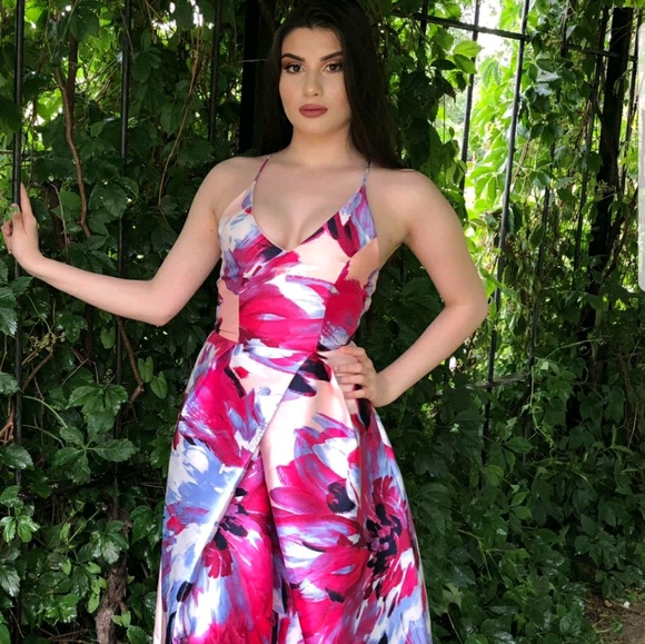 Meet your Posher, Francisca - Picture 1 of 1